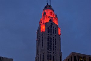 LeVeque Tower at dusk HDR